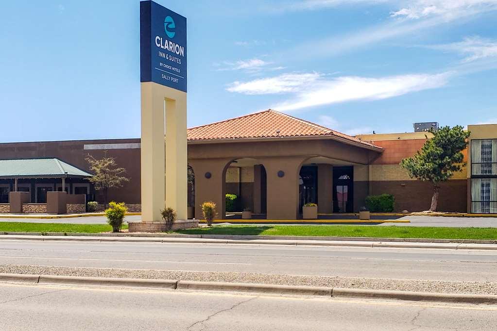 רוזוול Clarion Inn & Suites מראה חיצוני תמונה